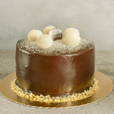 Bolo Leite Ninho com Chocolate